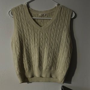 Like New Brandy Melville Sweater Vest